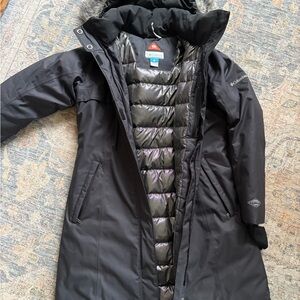 Columbia Women's Black Insulated Ski Jacket